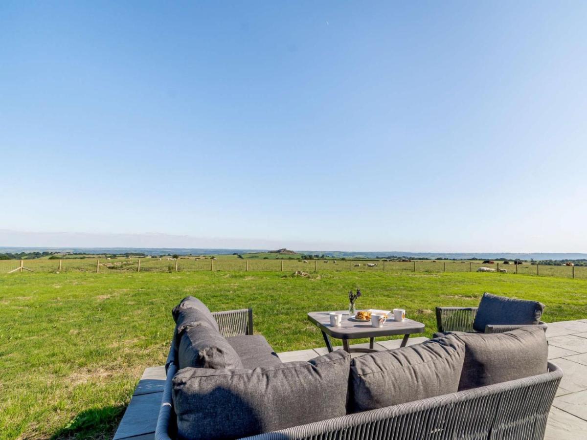 2-Bed Modern Bungalow - Outstanding Country Views Харогейт Екстериор снимка